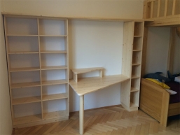 002 nabytek na zakazku cerny